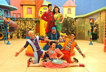 hoopla doopla!