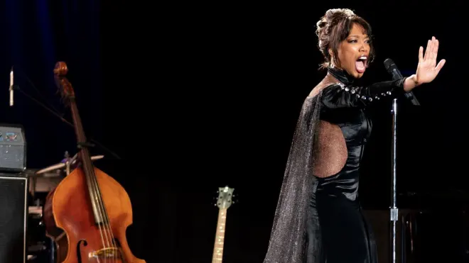 Whitney: Una voce diventata leggenda