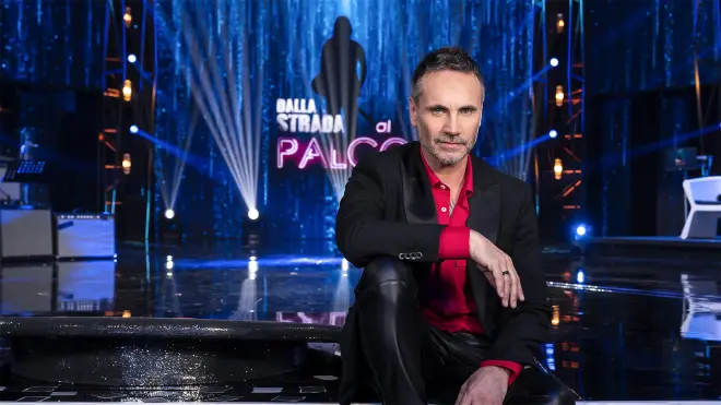 Dalla strada al palco